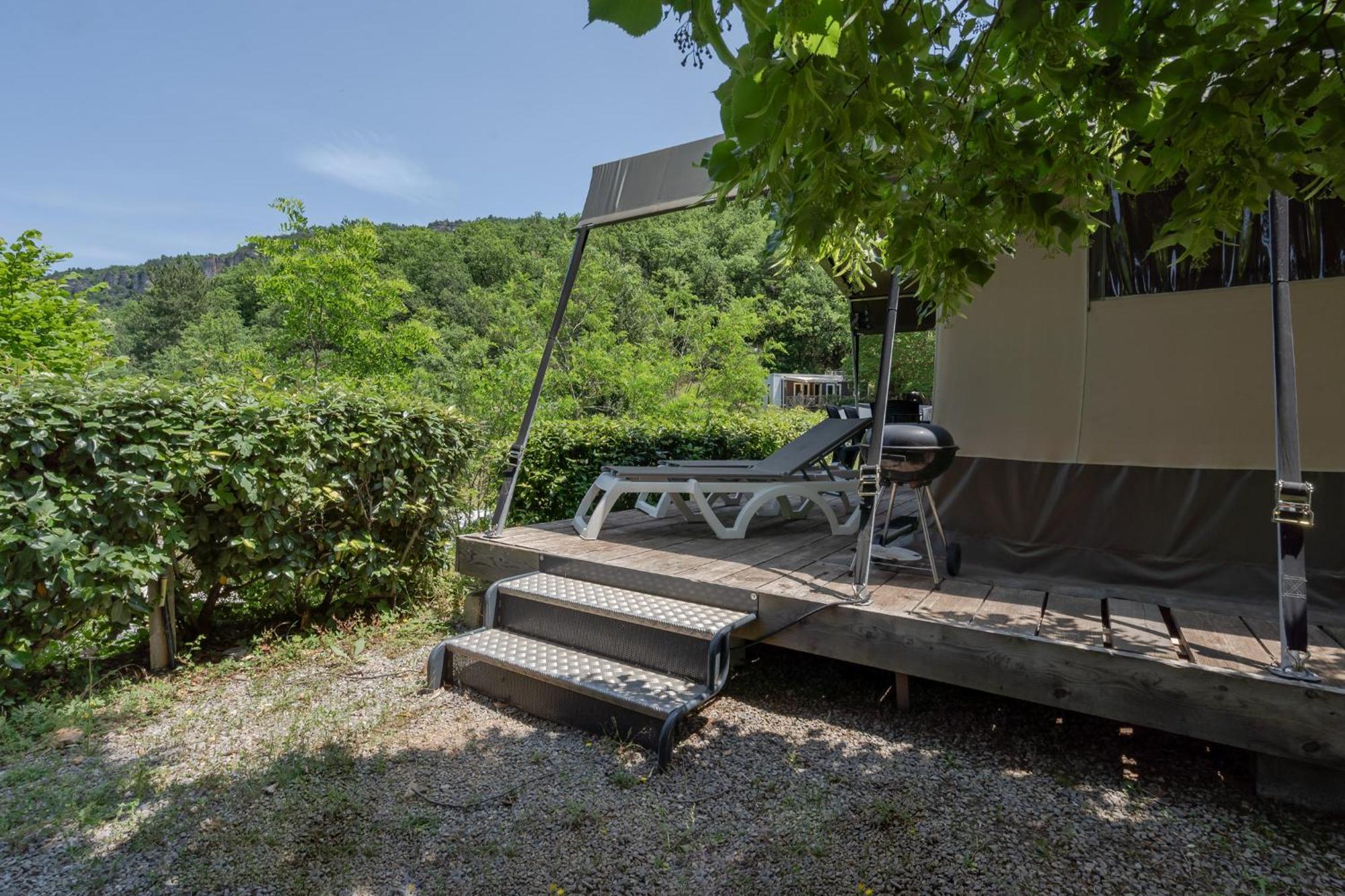 Camping Rcn Val De Cantobre Стая снимка