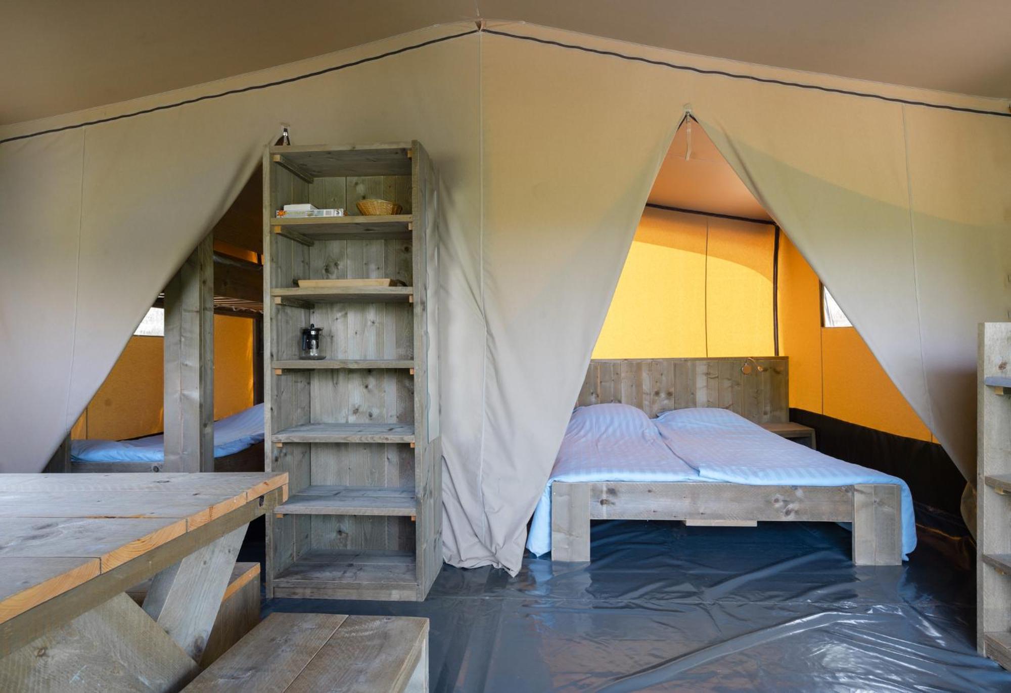 Camping Rcn Val De Cantobre Стая снимка